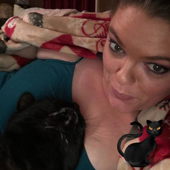 Meet your Posher, Kimberly - Picture 5 of 8